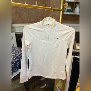 Excellent condition Nike Quarter Zip Sized S